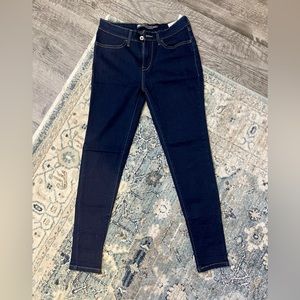 Levi’s leggings jeans, size 6/28